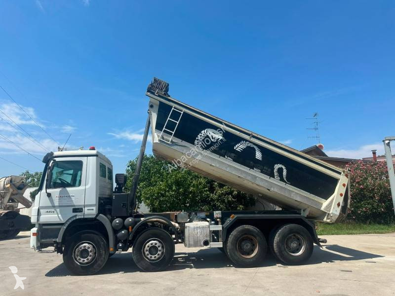 Camion Mercedes 4151
