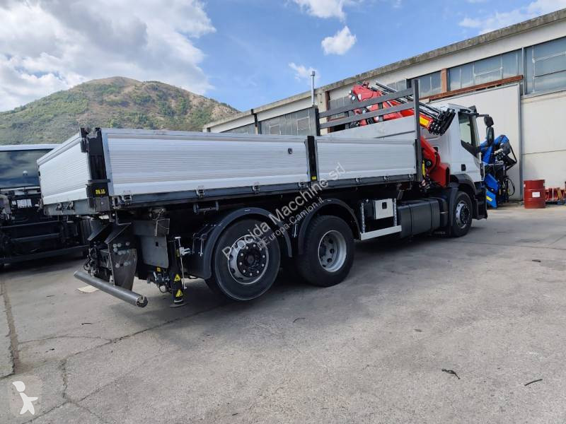 Iveco AD 260 S 31 X/P truck