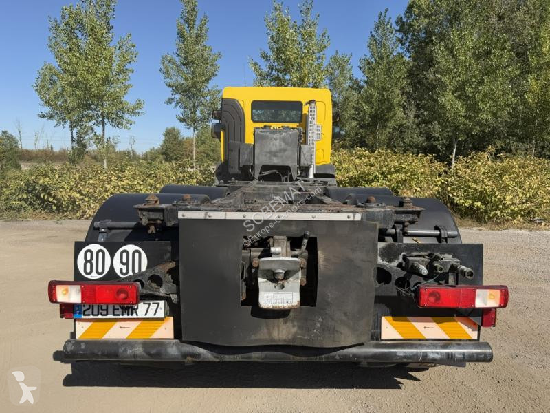 Camião Renault 370.26 (6X4)