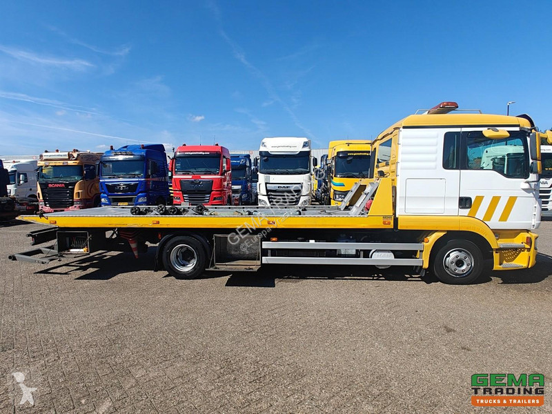 Camião MAN 210 4x2 Sleeper Cab Euro4 - Recovery...