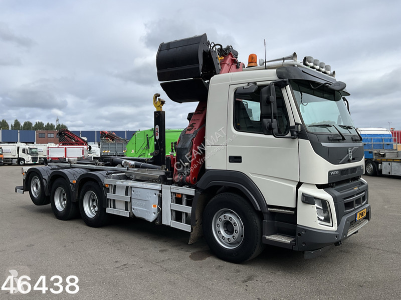 Volvo 460 8x4 Euro 6 HMF 19 Tonmeter Z-kraan truck