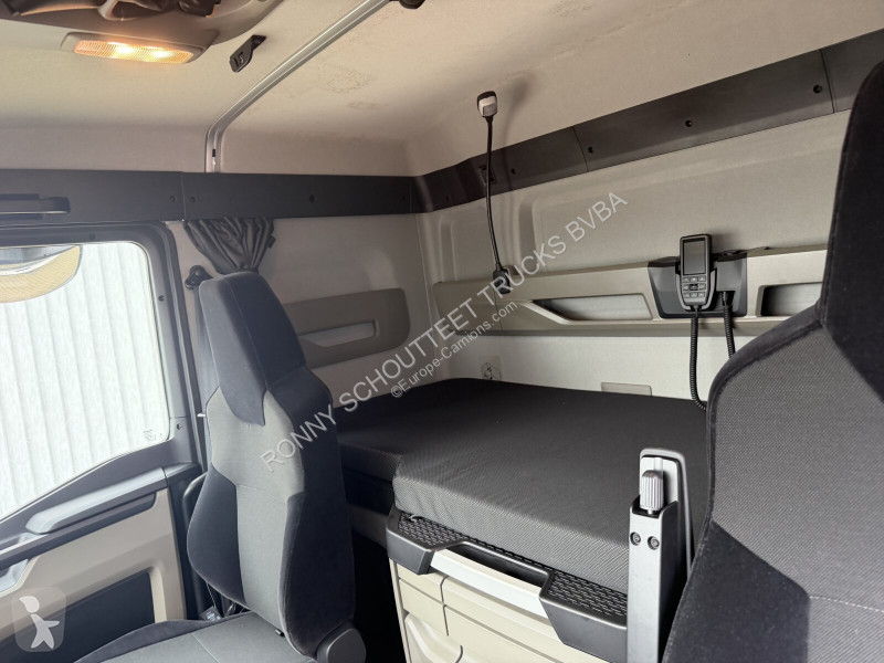 Camion MAN 26.520
