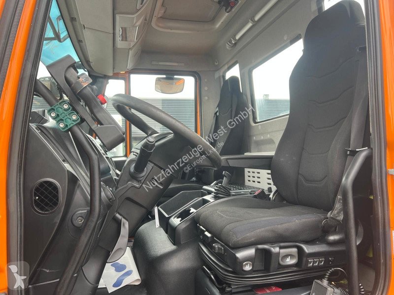 Camion Iveco 160 E 25
