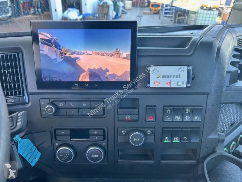 Camion Volvo 460