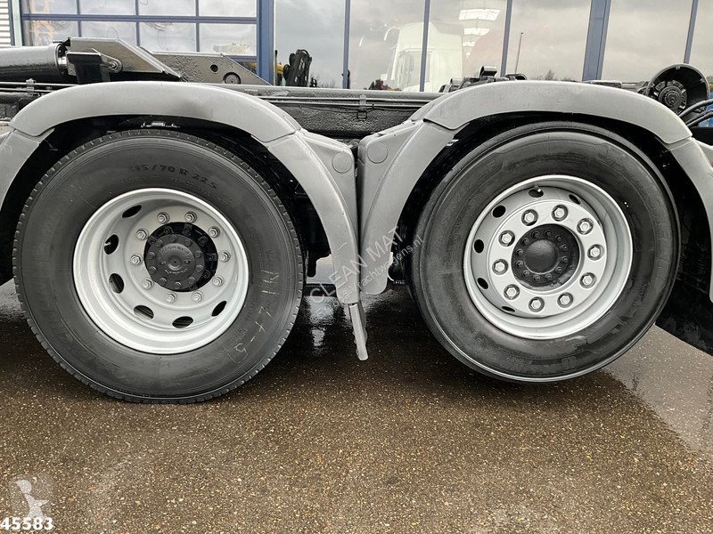 MAN TGA Hiab 16 Tonmeter laadkraan truck
