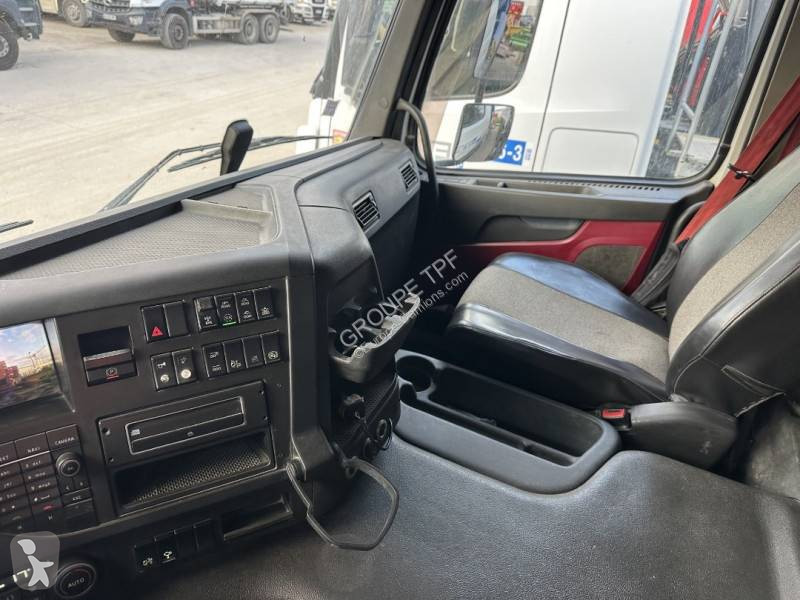 Camion Volvo 460