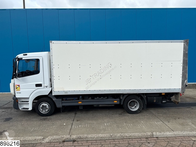 Грузовик Mercedes 1018 EURO 6, Palfinger