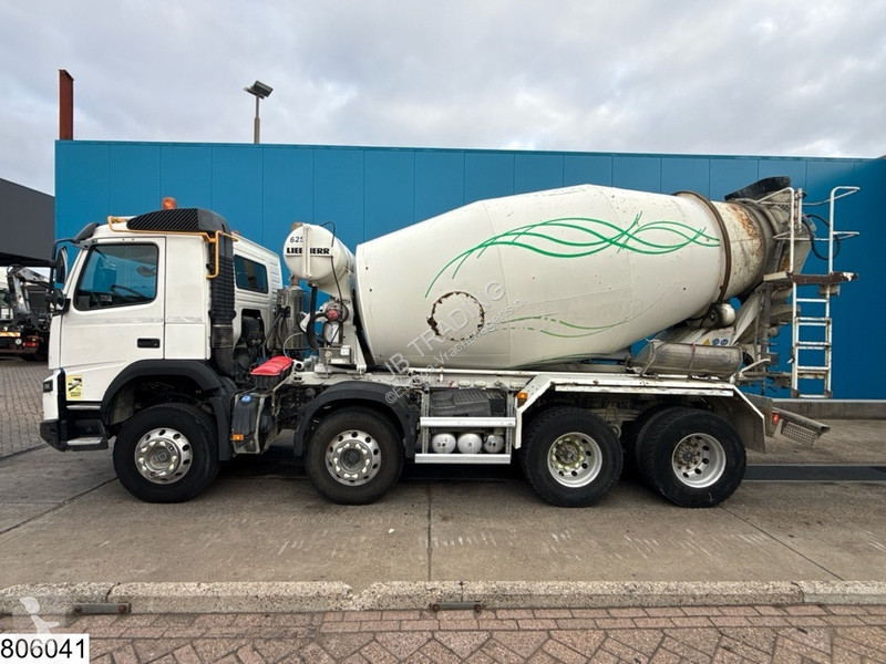 Грузовик Volvo FMX 8x4, EURO 6, Liebherr 9m3