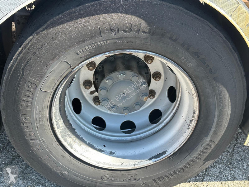 Lastbil Mercedes 2833 NL kenteken