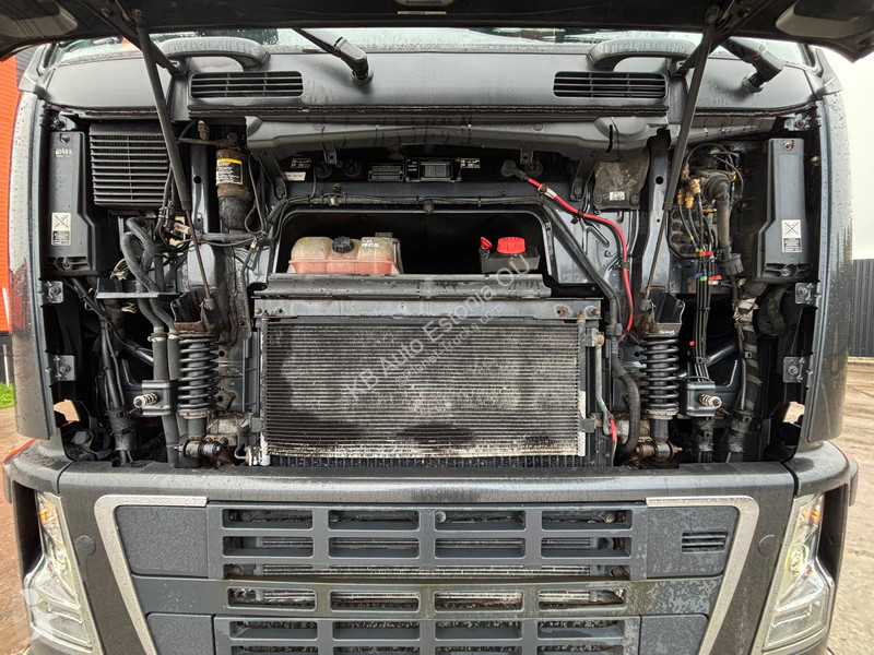 Camión Volvo 580 6x2 FOR SALE AS CHASSIS /...