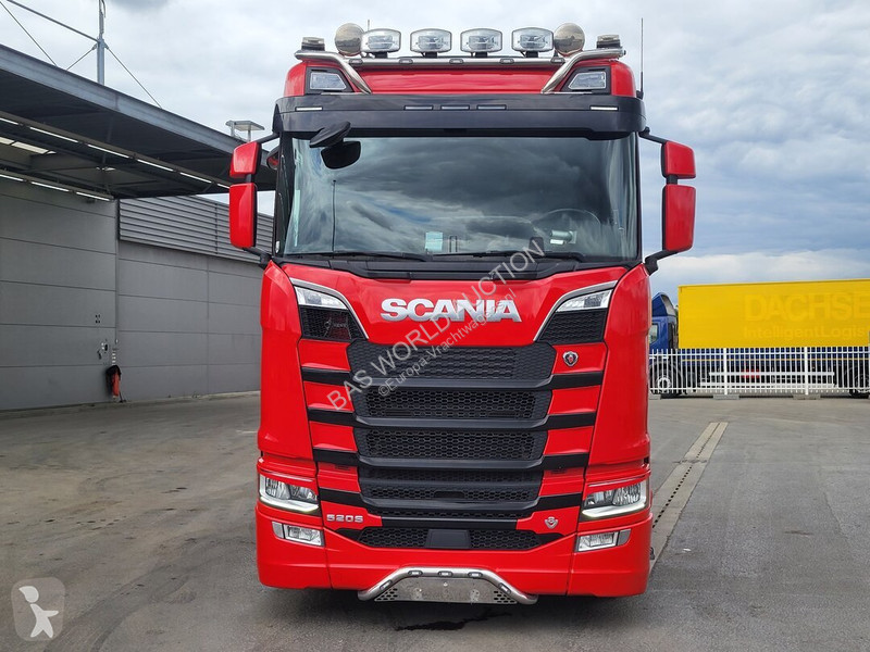 Lastbil Scania 520