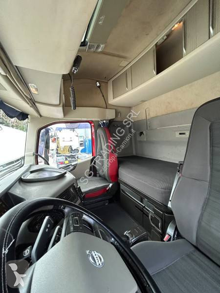 Camión Volvo 460