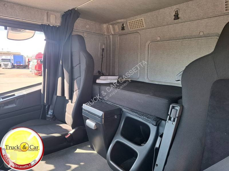 Lastbil Iveco 260 S 42