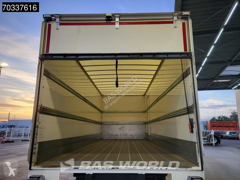 Camión Iveco 120E220 4X2 12t Automatic Tailgate...
