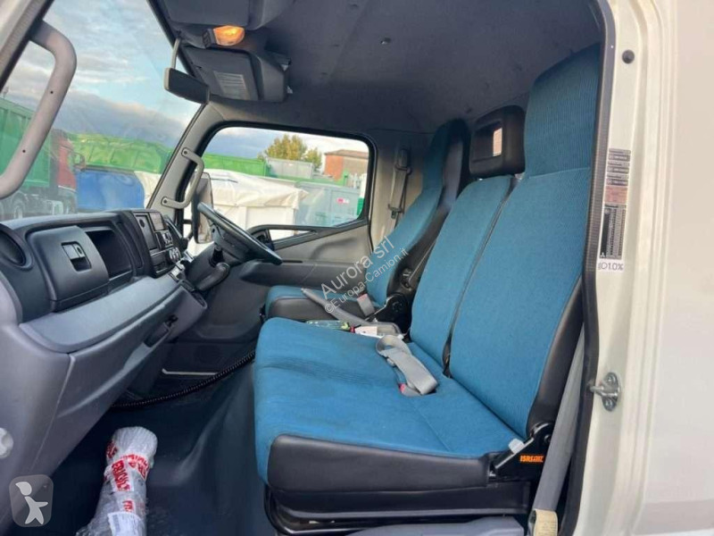 Camion Mitsubishi FUSO 7C15 SCARRABILE NUOVO