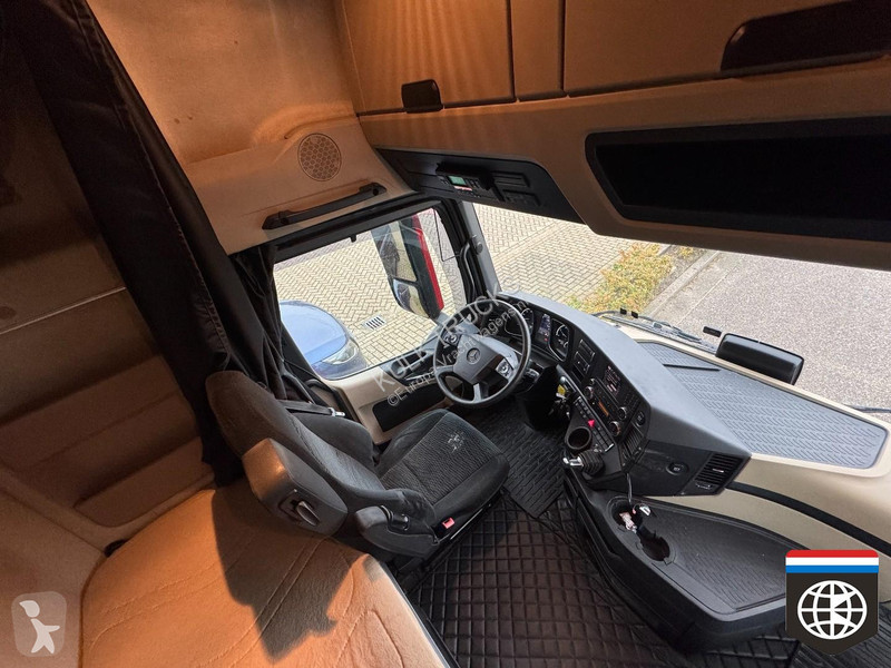 شاحنة Mercedes ACTROS 2745 Giga Space -...
