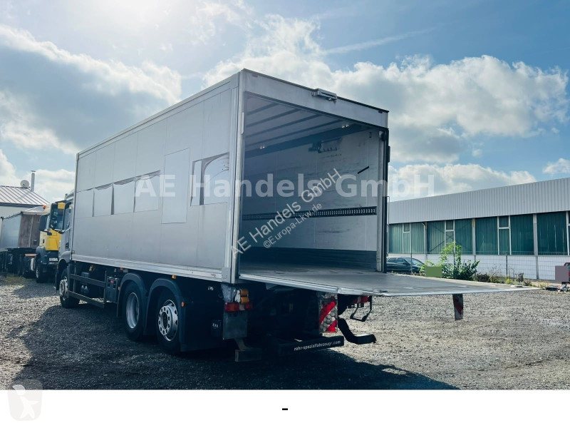 Teherautó Mercedes 2543 LL M CS...