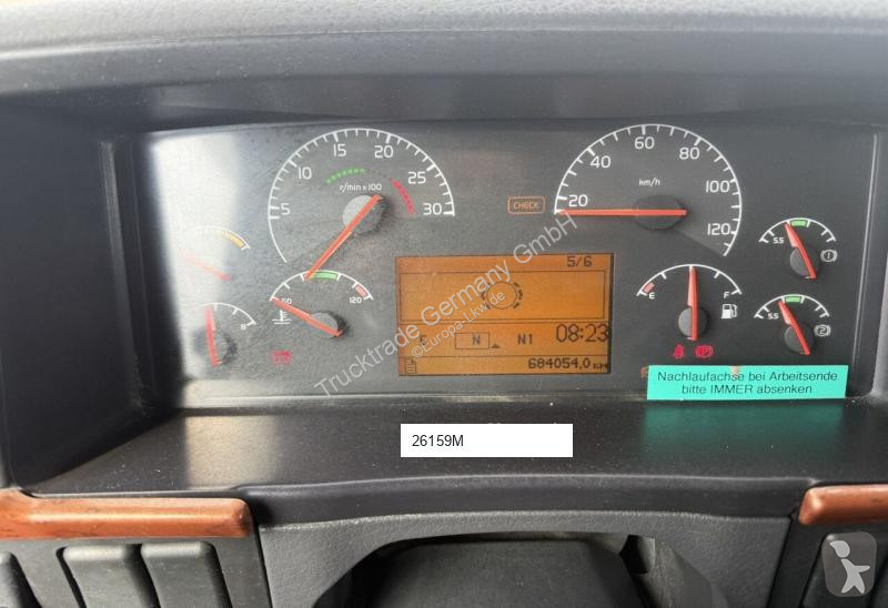 Грузовик Volvo 460 Brücke