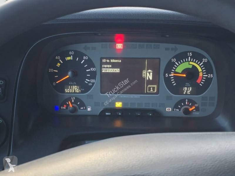 Kamion Mercedes 3355