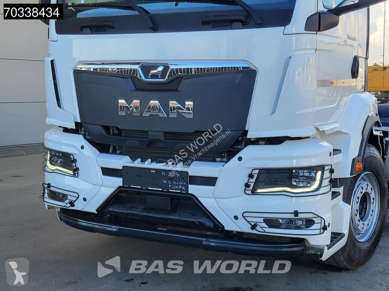 MAN 26.520 6X4 NEW! HIAB OPT20S56...