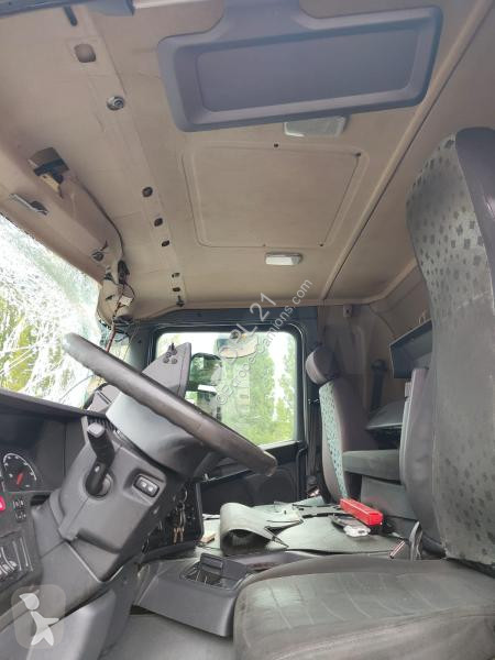 Kamion Scania 320