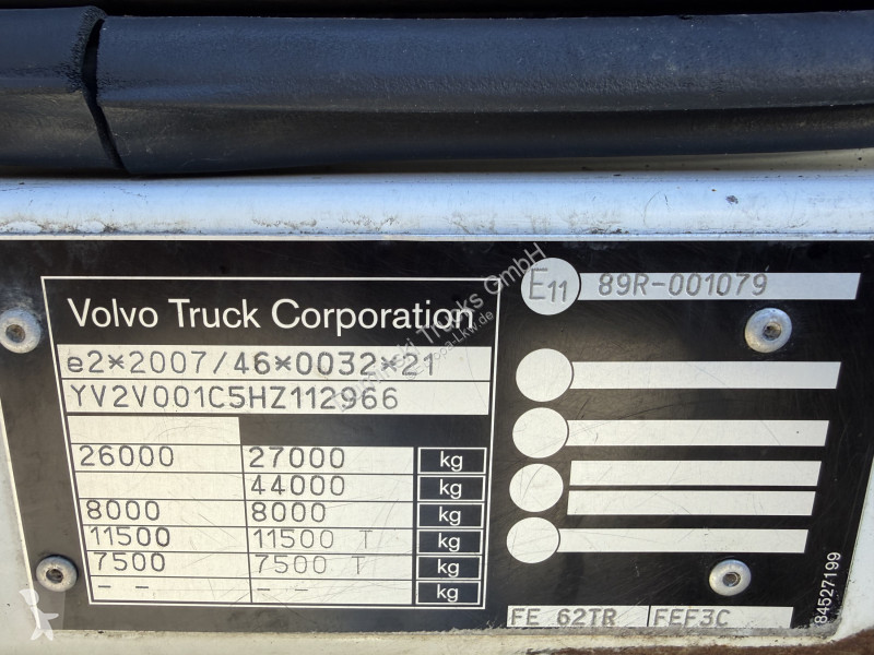 Teherautó Volvo FE320 6X2 HMF 1620 K5 bis 18.50...