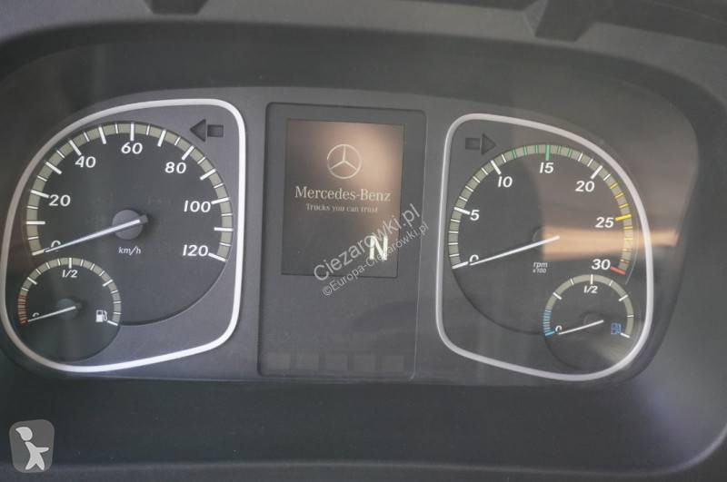 Kamion Mercedes 1323