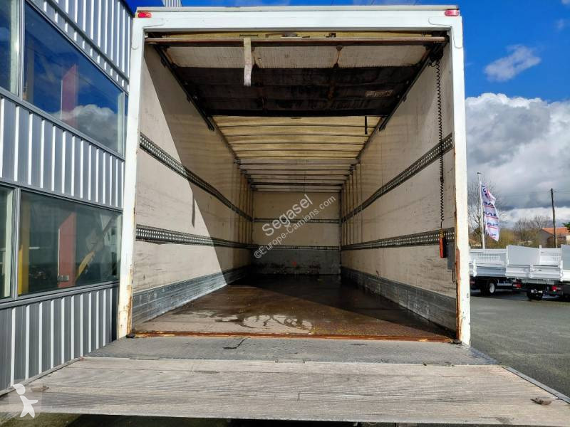 Volvo 240 truck