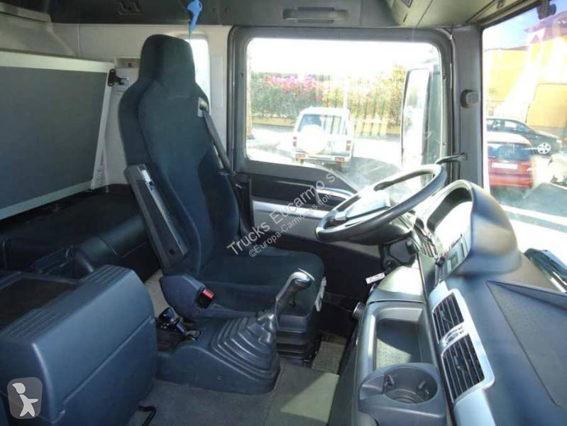 MAN 26.440 truck
