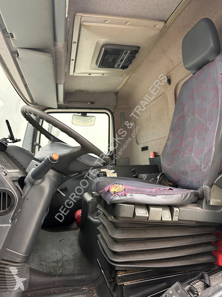 Kamion Mercedes 1318