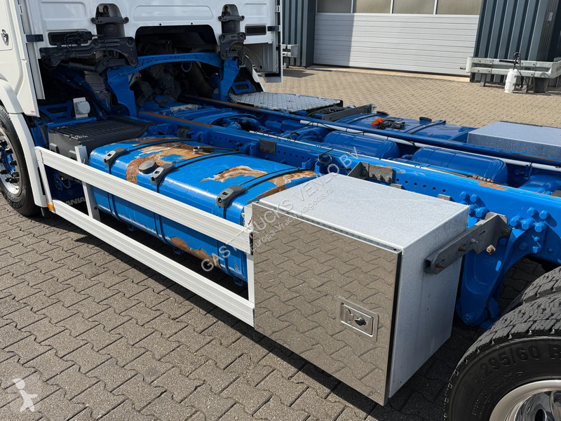 Kamion Scania 650 V8 6x2 Full Air etarder 4.35...