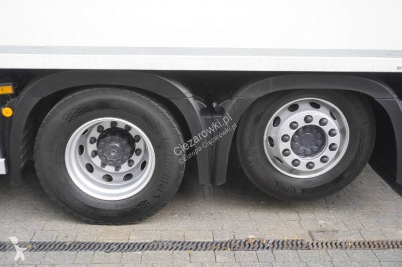 Kamion Mercedes 2546