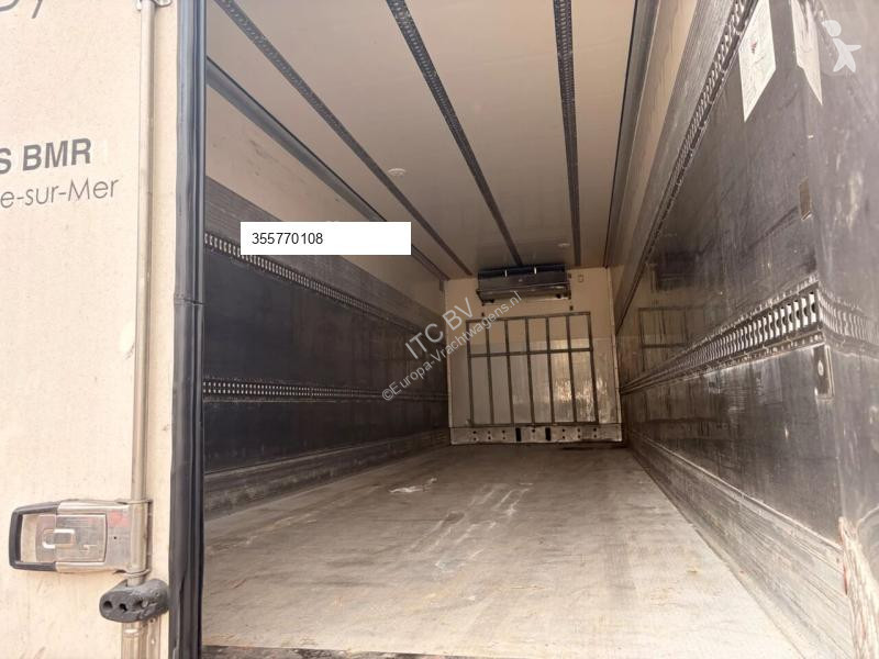 شاحنة Renault D 19 WIDE / CARRIER FRAPPA /...