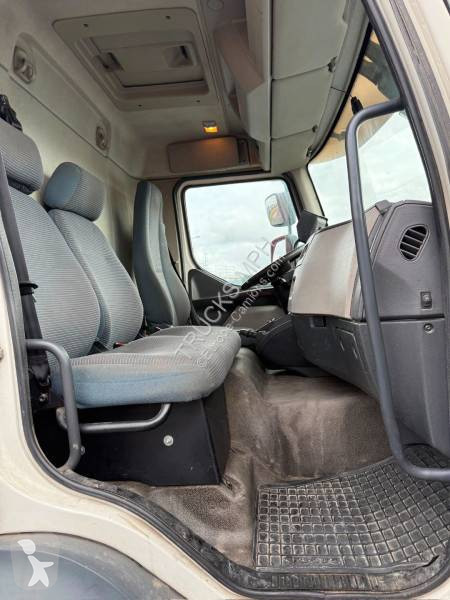 Volvo 240 truck
