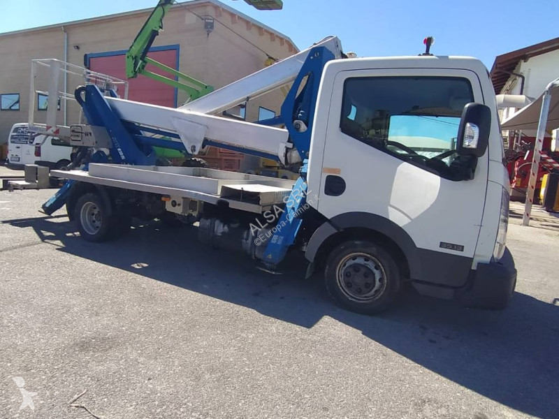 Nissan HX195 truck