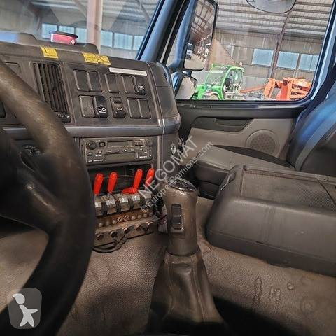 Kamion Volvo 420