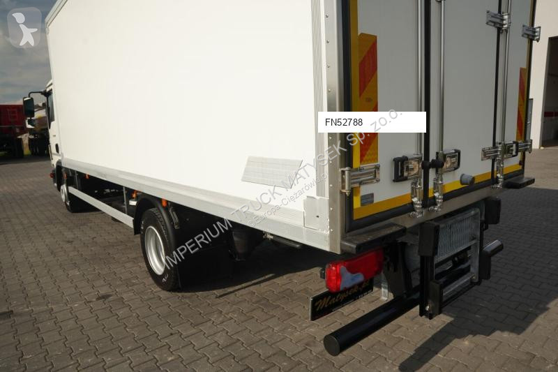 Kamion MAN TGL 10.180 / 4x2 / CHŁODNIA - 6,1 M...