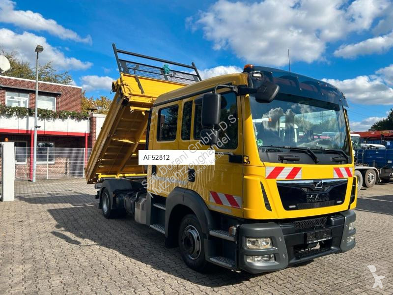 MAN 8.250 TGL truck