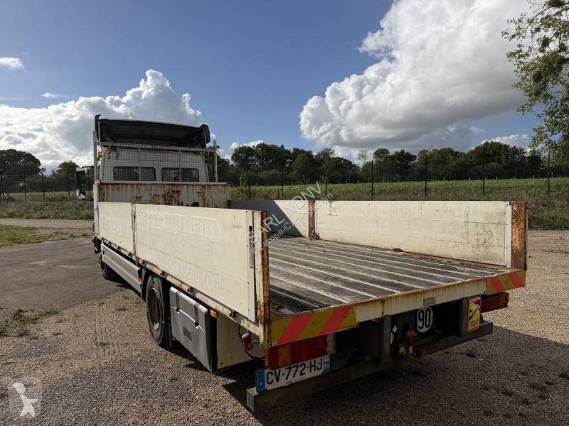 Mercedes 1222 truck