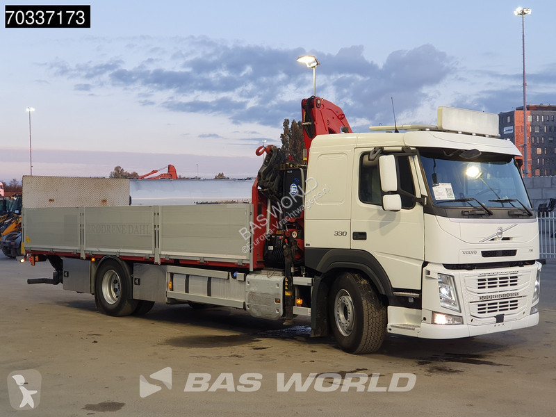 Volvo 330  4X2 EFFER 125/4S Crane Kran 1500kg...