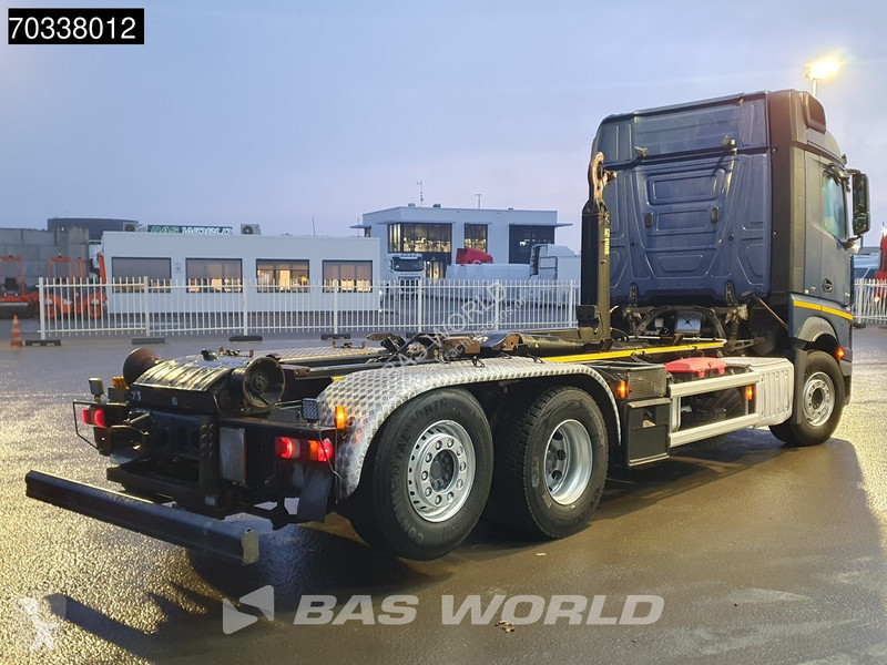 Mercedes 2542 6X2 HIAB XR21S59 containersystem...