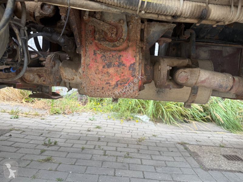 MAN  truck