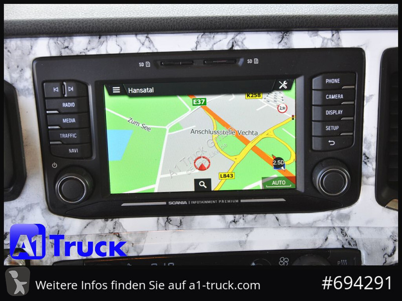 Kamion Scania P 320 P 6x2,, Getränke,...