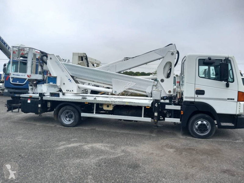 Kamion  mx270