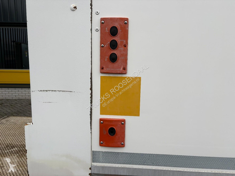 Kamion Volvo 250 + 12t + 6cyl + BOX 7.28 + EURO...