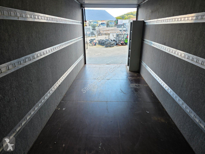Mercedes 816 L Möbelkoffer Treppe truck