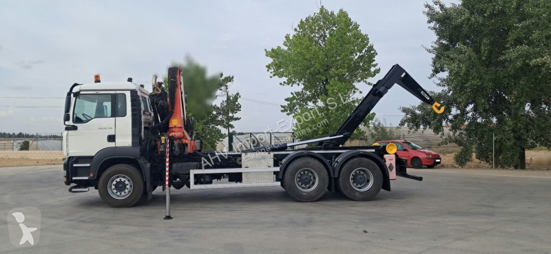 MAN 310 truck