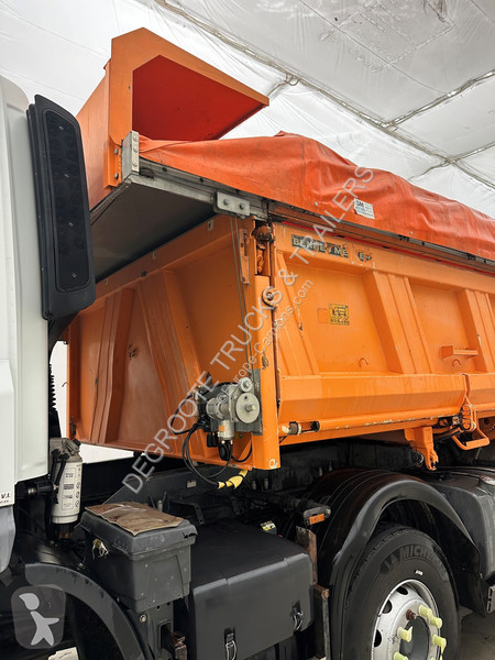 DAF 400 - 8x4 truck