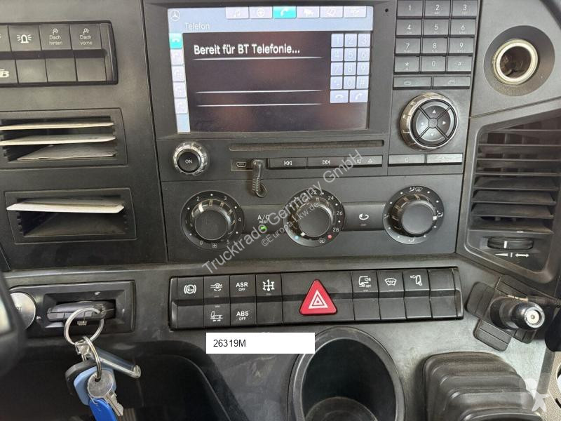 Kamion Mercedes 2851 6x4