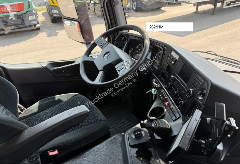 Kamion Mercedes 3243 8x4 Schwarzmüller /...